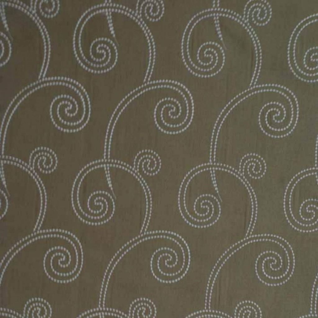 CIRCLES IN THE SAND – PEBBLE