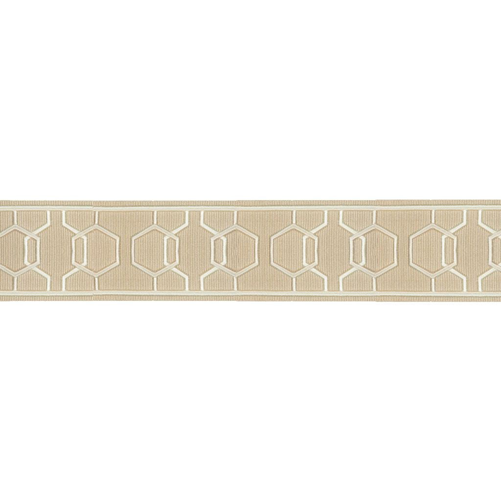 BD110 BORDER 2.875" – Ivory