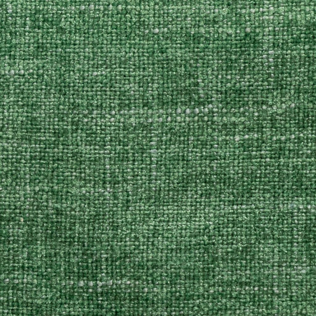 Cortland â Spruce
