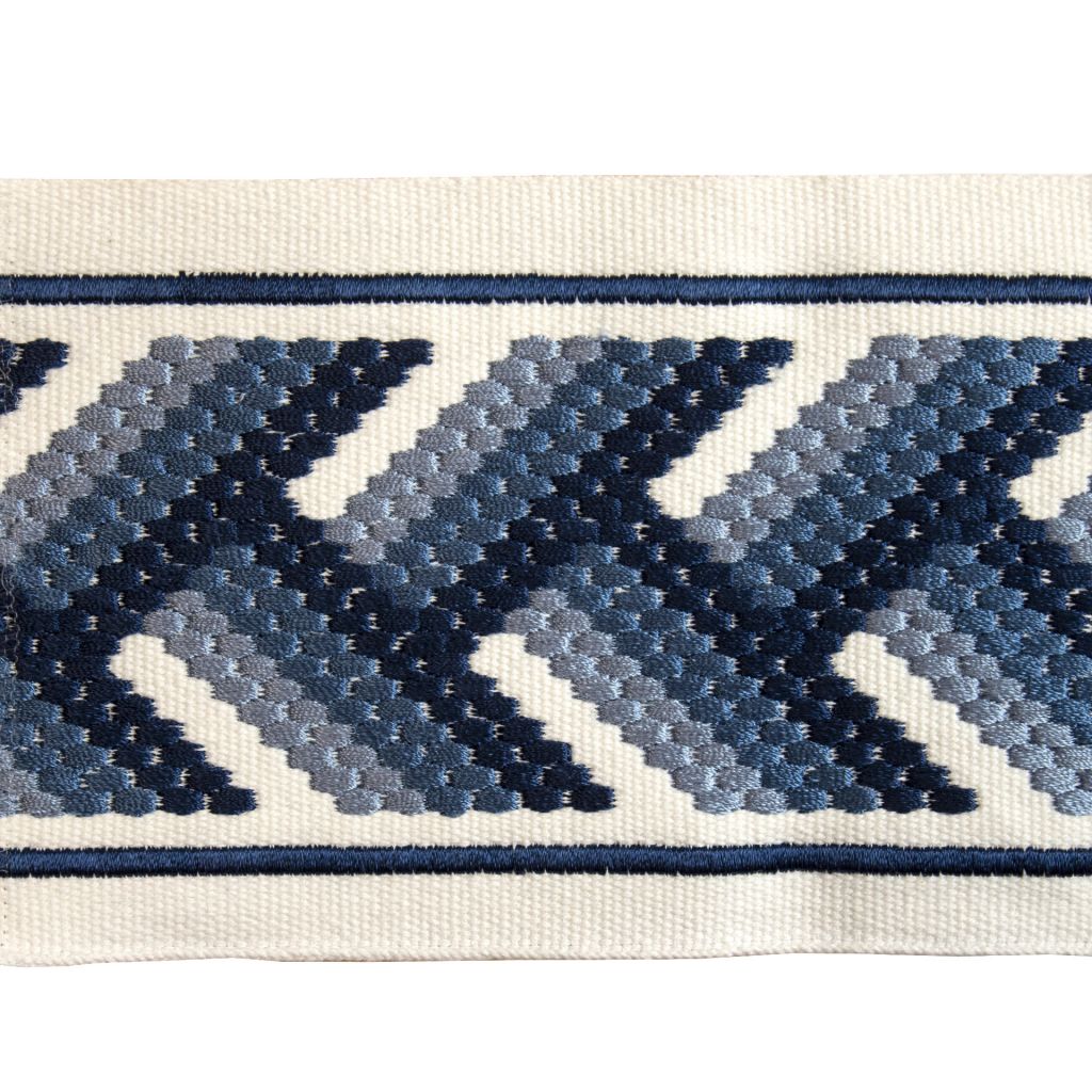 BD126 Border 4