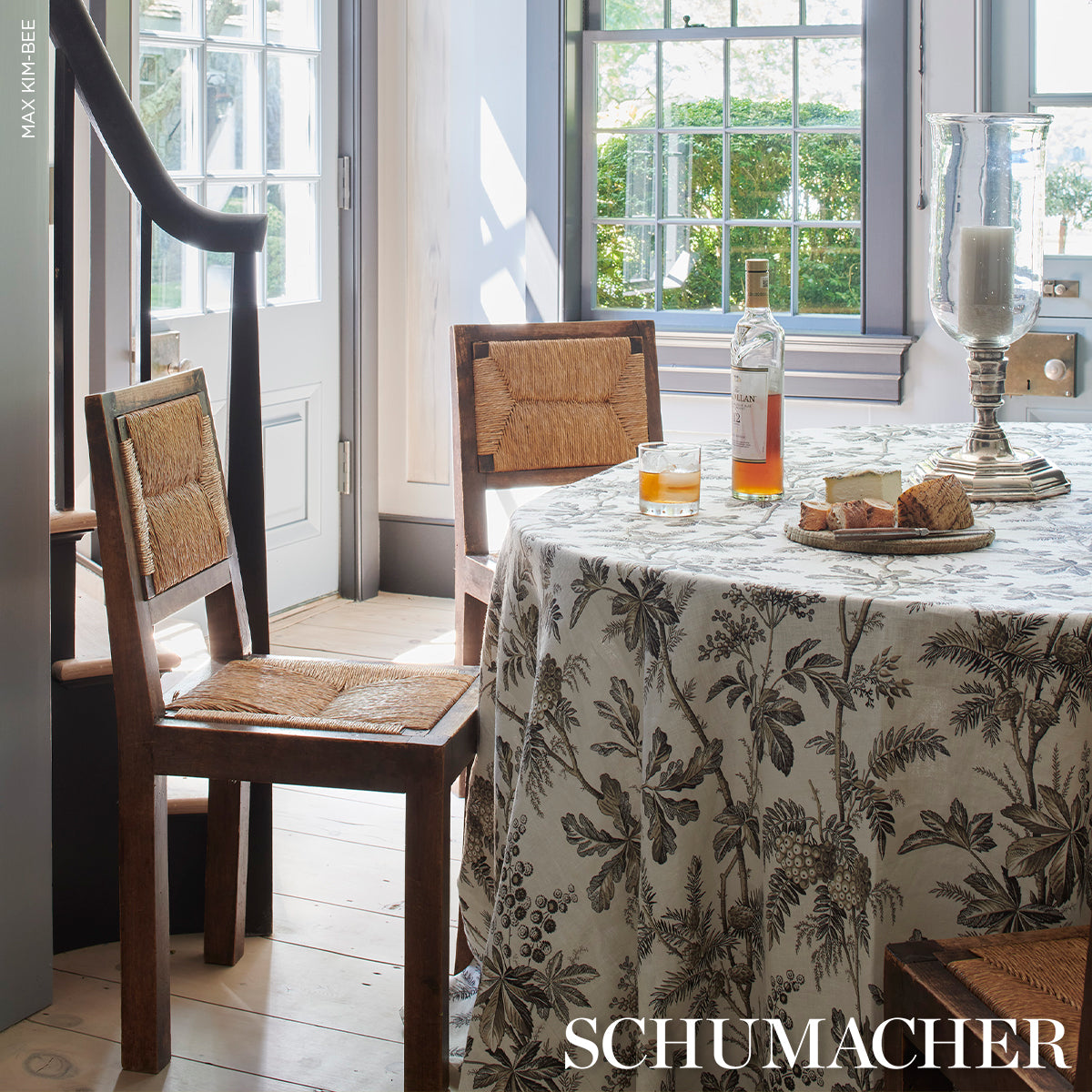 BRANTWOOD-VINE-GRAPHITE-SCHUMACHER-174115 - Schumacher Tela