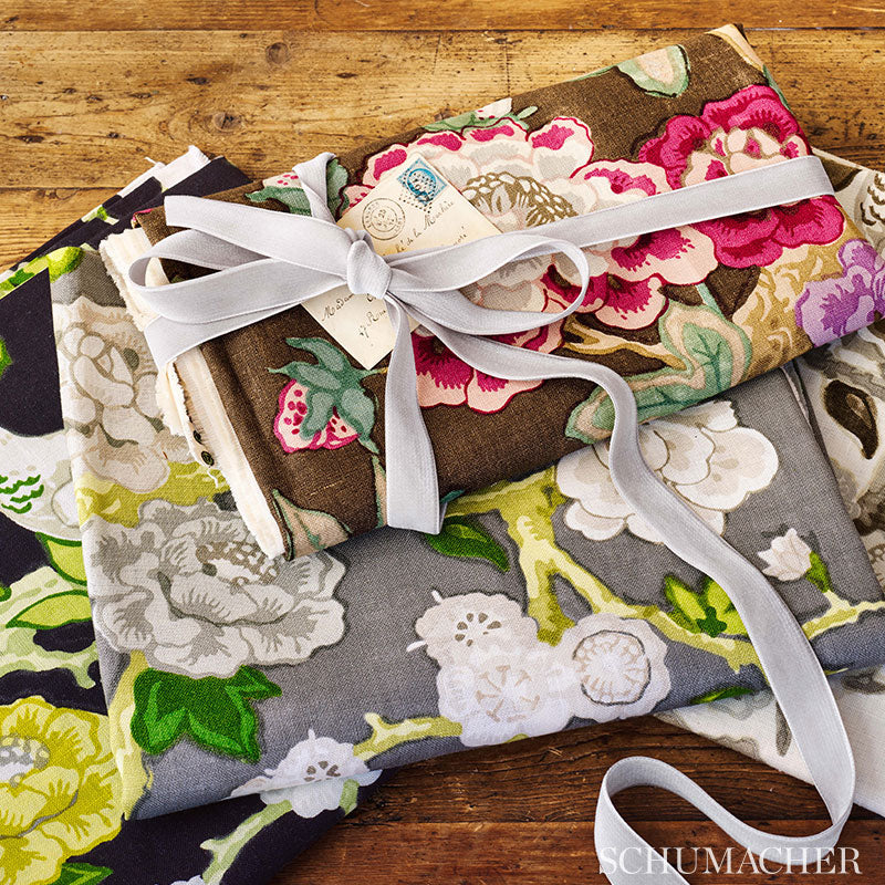 BERMUDA-BLOSSOMS-COCOA-SCHUMACHER-175870