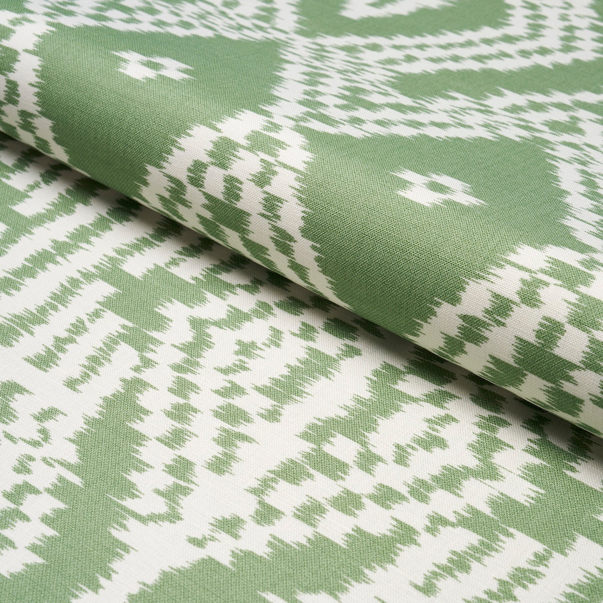 ASAKA-IKAT-GREEN-SCHUMACHER-176097 - Schumacher Tela