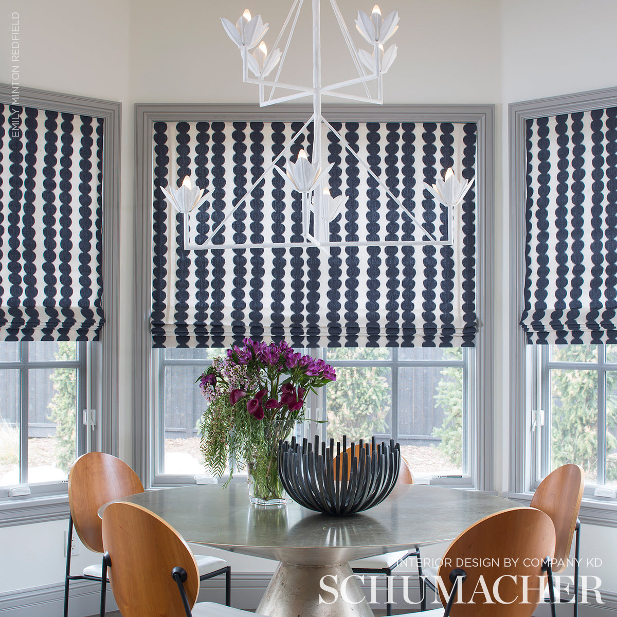 FULL-CIRCLE-FADED-BLACK-SCHUMACHER-176250 - Schumacher Fabric