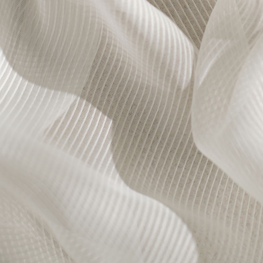 Baronne Wide-Width FR Sheer â Coconut