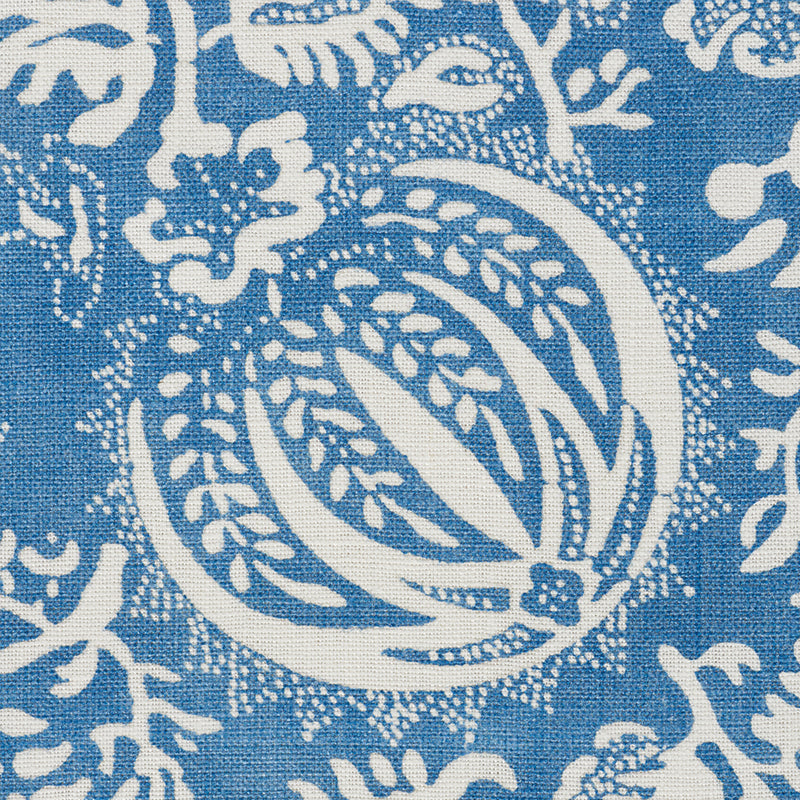 POMEGRANATE-PRINT-INDIGO-SCHUMACHER-177690 - Schumacher Tela