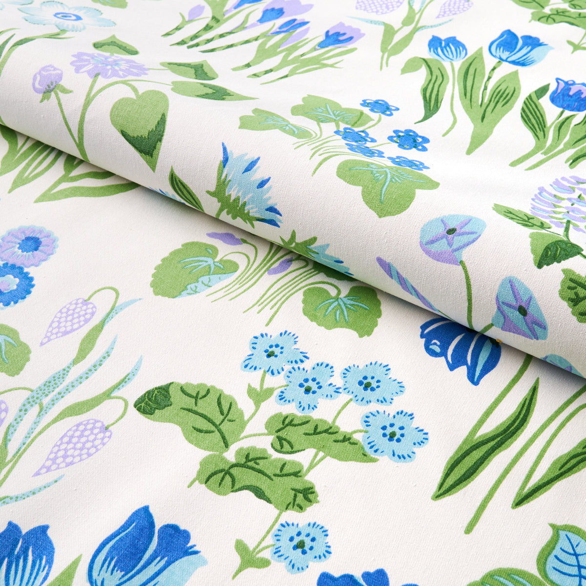 CARLY-BLUE-BELL-SCHUMACHER-179082 - Schumacher Fabric