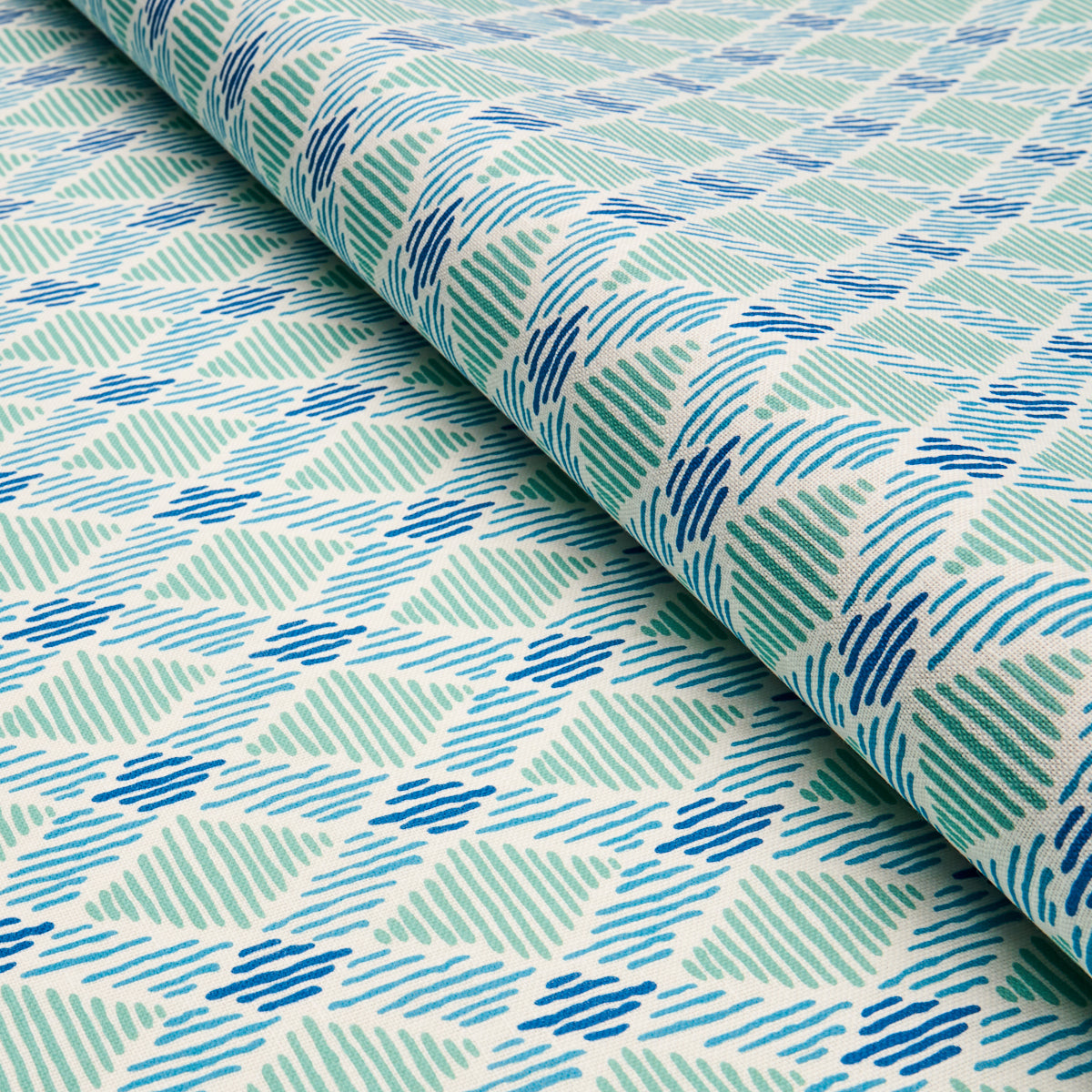 DEXTER-INDOOR-OUTDOOR-TURQUOISE-SCHUMACHER-180231
