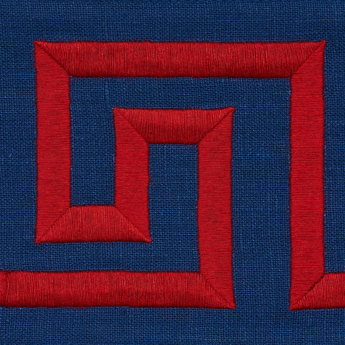 PLATO-TAPE-NAVY-AND-RED-SCHUMACHER-181253 - Schumacher Trim