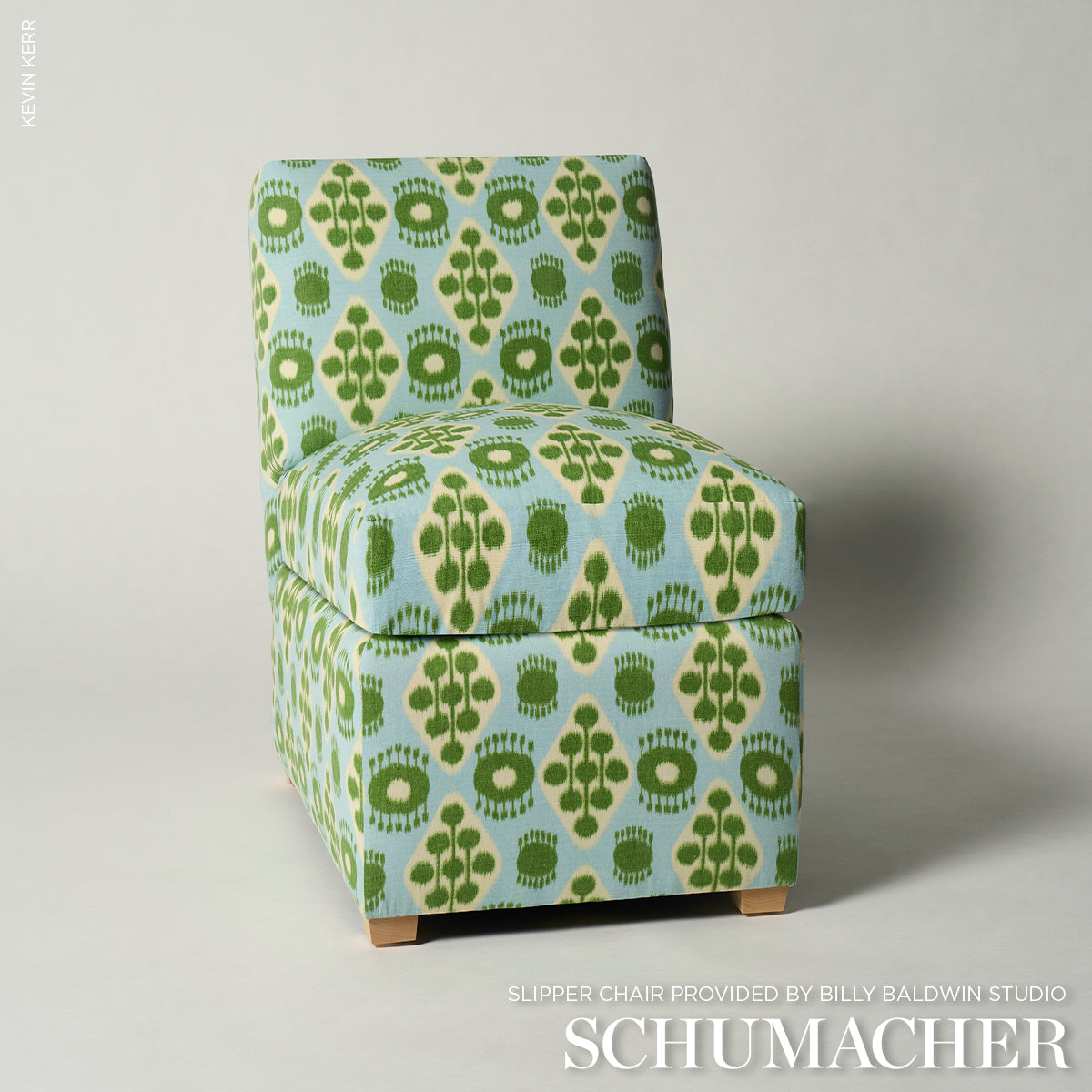 HAMILTON-IKAT-BLUE-AND-LEAF-SCHUMACHER-181300 - Schumacher Tela