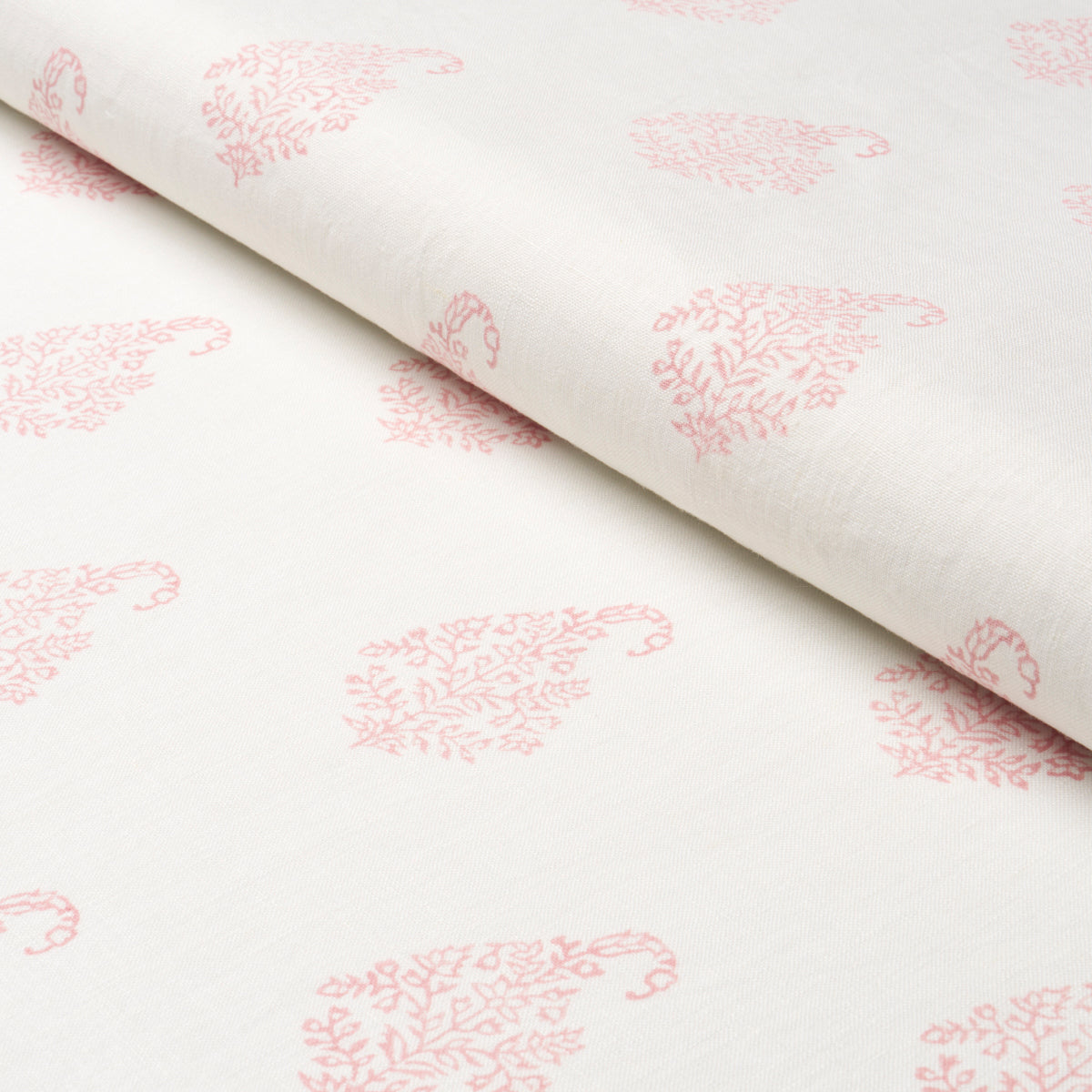 KERALA-PAISLEY-BLUSH-SCHUMACHER-181353 - Schumacher Tela