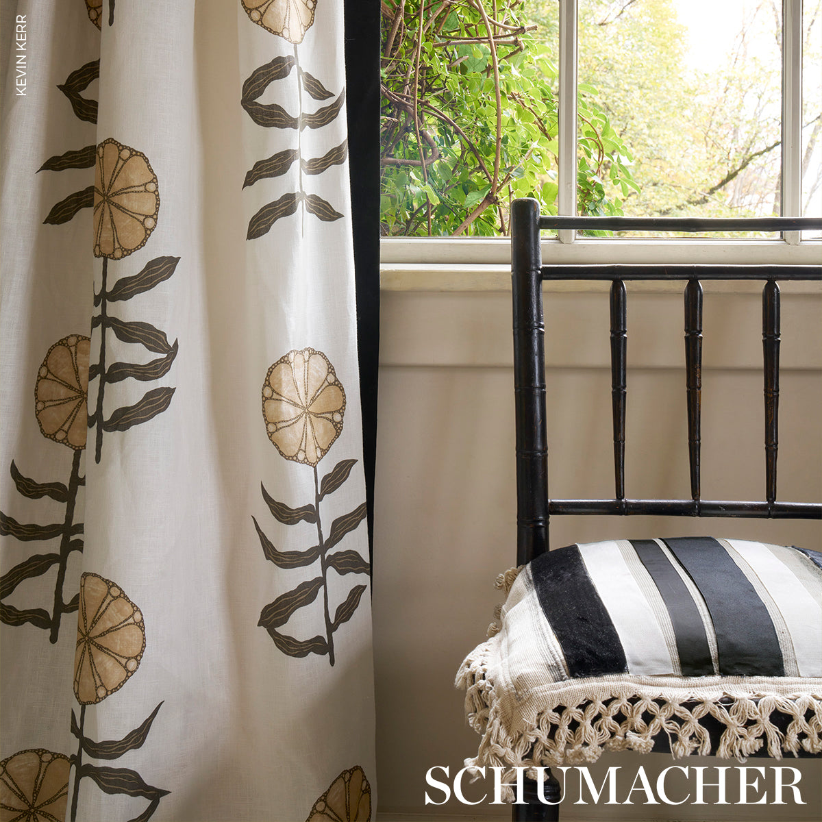 PRETTY-PETALS-NEUTRAL-SCHUMACHER-181661 - Schumacher Tela
