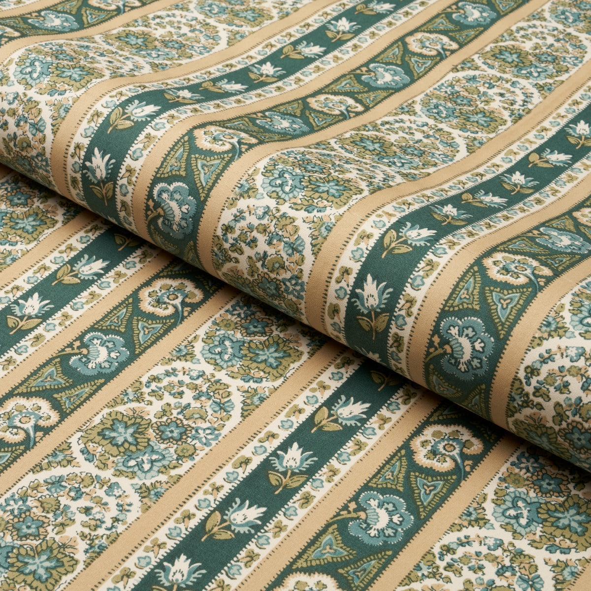 INES-PAISLEY-MINERAL-TEAL-SCHUMACHER-181751 - Schumacher Fabric