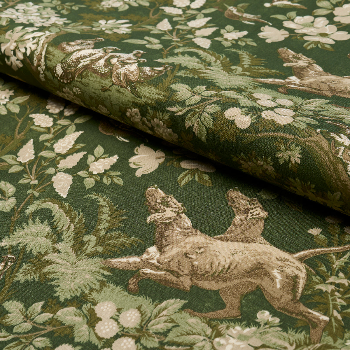HOUND-MEADOW-FOREST-SCHUMACHER-182261 - Schumacher Tela
