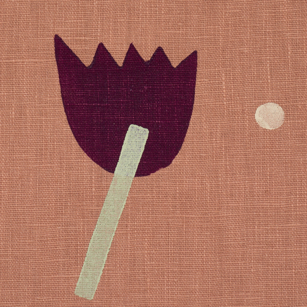 TULIP-PLAY-HAND-BLOCK-PRINT-VIOLET-ON-RUST-SCHUMACHER-182401 - Schumacher Tela