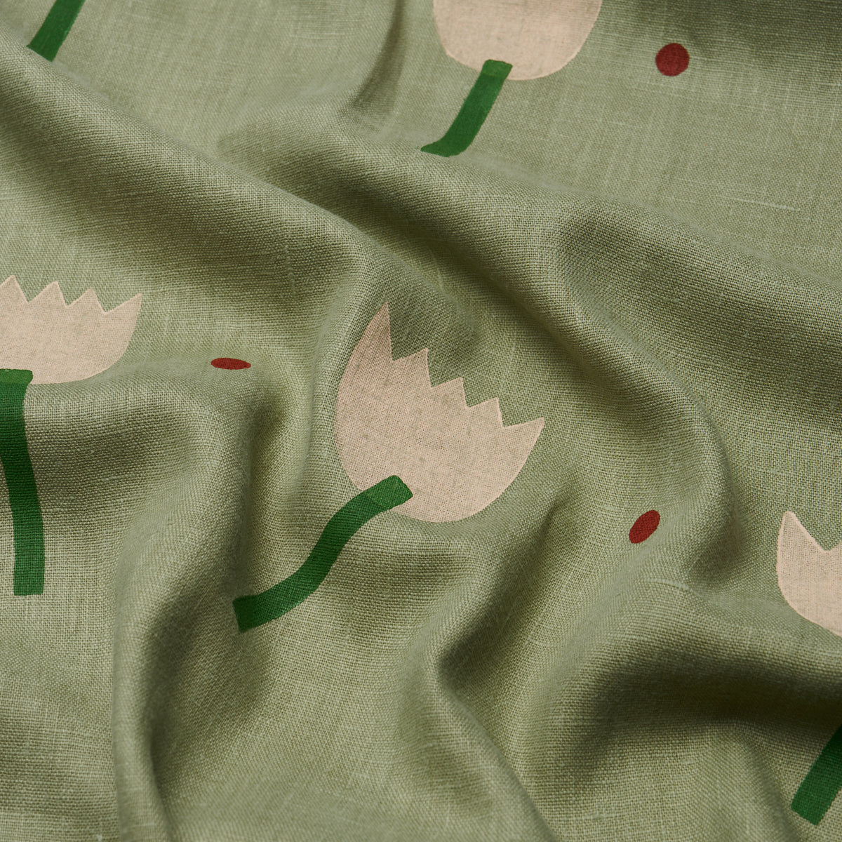 TULIP-PLAY-HAND-BLOCK-PRINT-PEACH-ON-SAGE-SCHUMACHER-182402 - Schumacher Tela