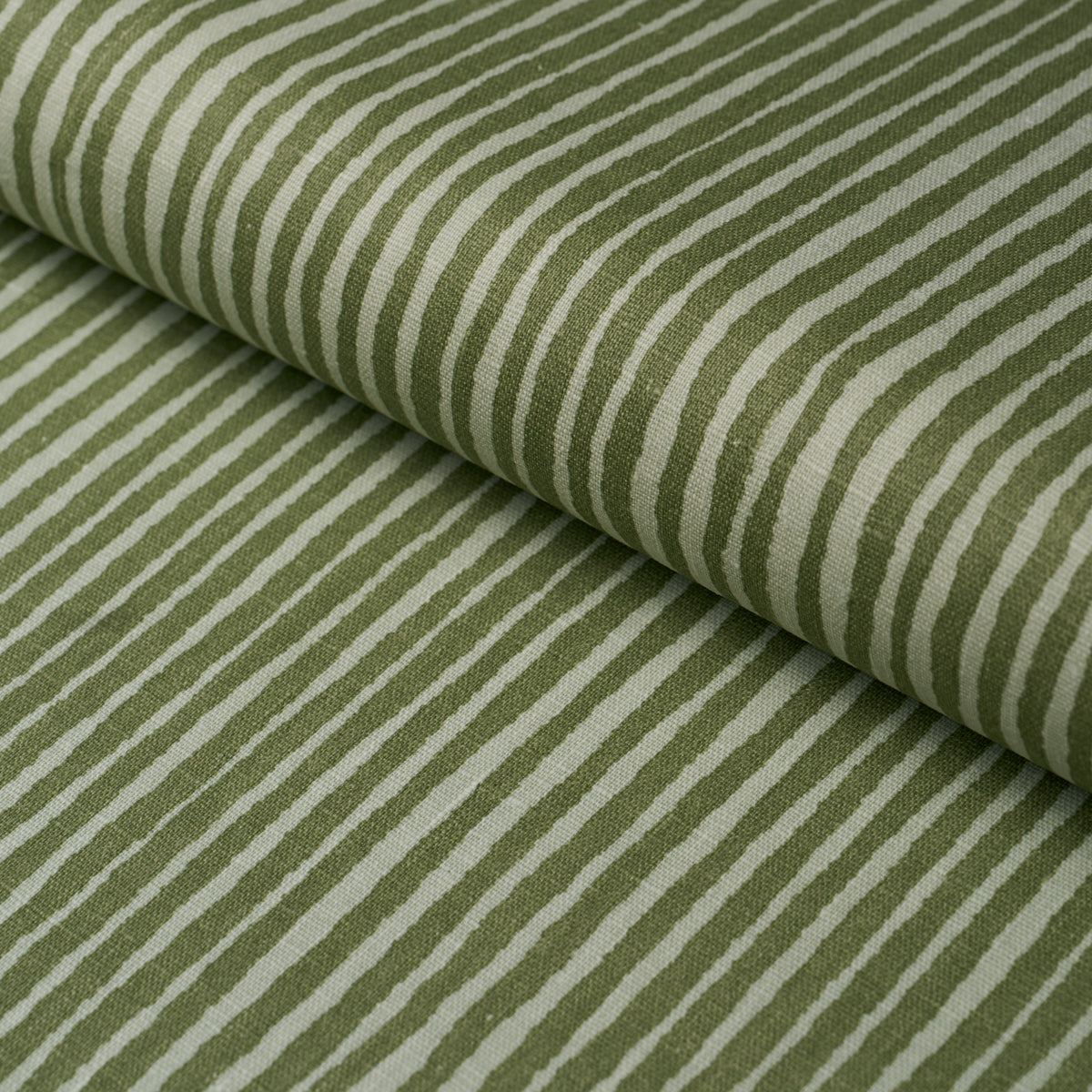 HALLUCINATION-CELADON-SCHUMACHER-182622