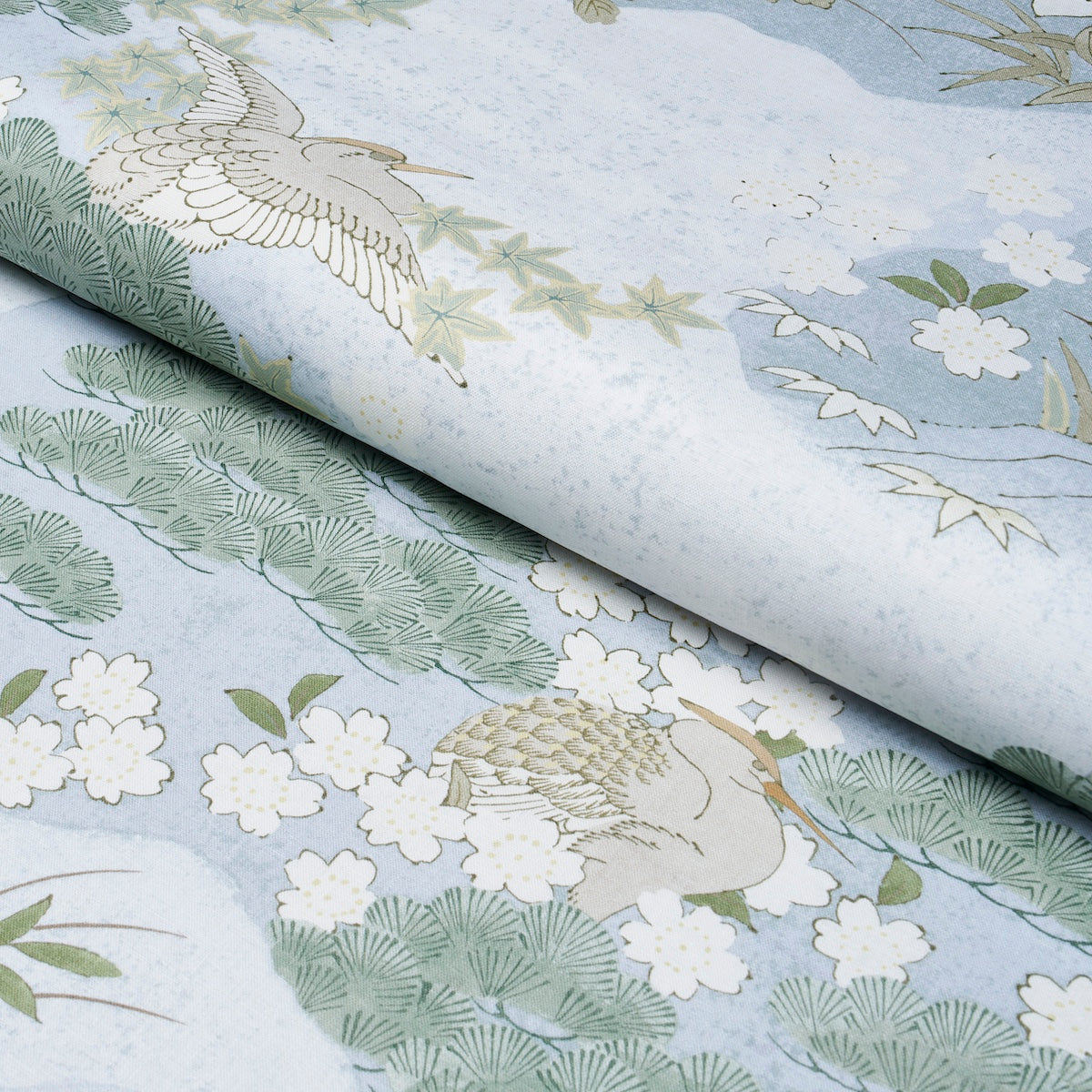 GOLDEN-HILLS-SKY-SCHUMACHER-182870 - Schumacher Fabric