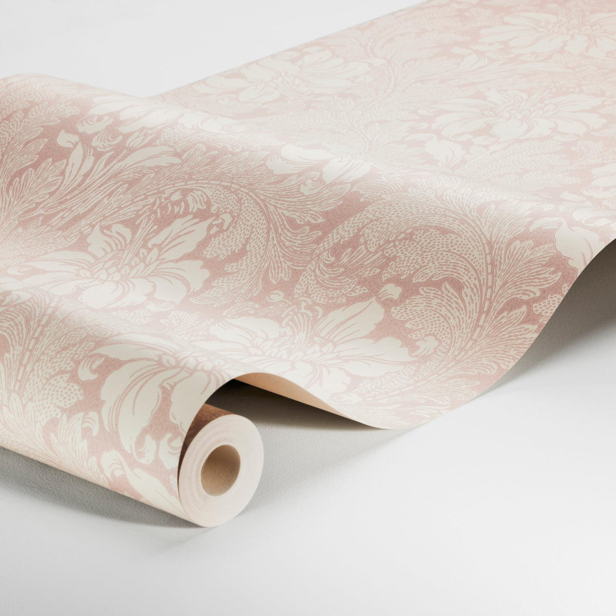 ACANTHUS-GARDEN-BLUSH-SCHUMACHER-2009