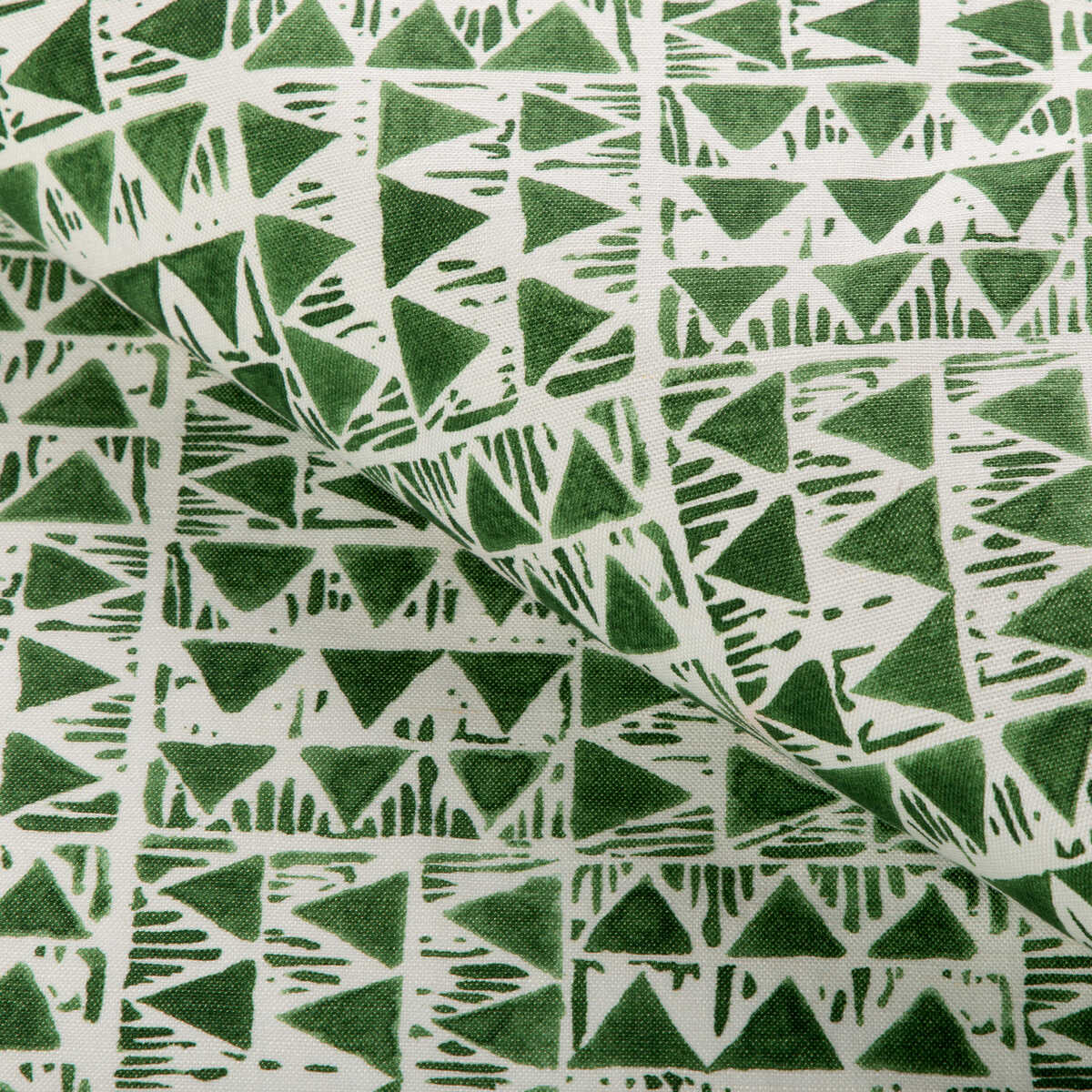 Yampa Print - Fern - LEE JOFA Fabric