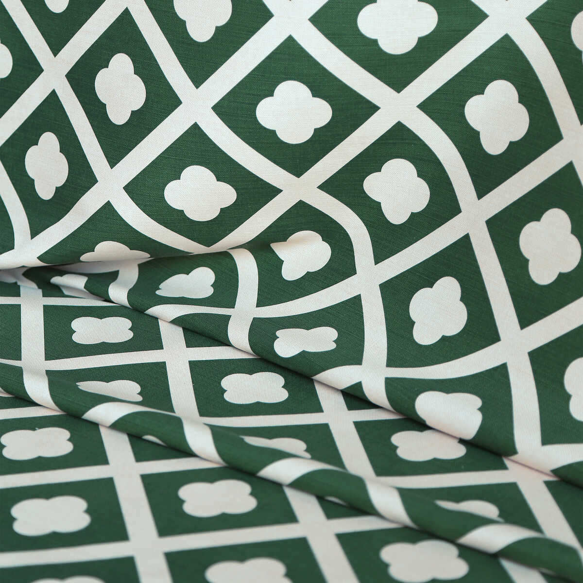 Jardin - Dark Green On Ecru - LEE JOFA Tela