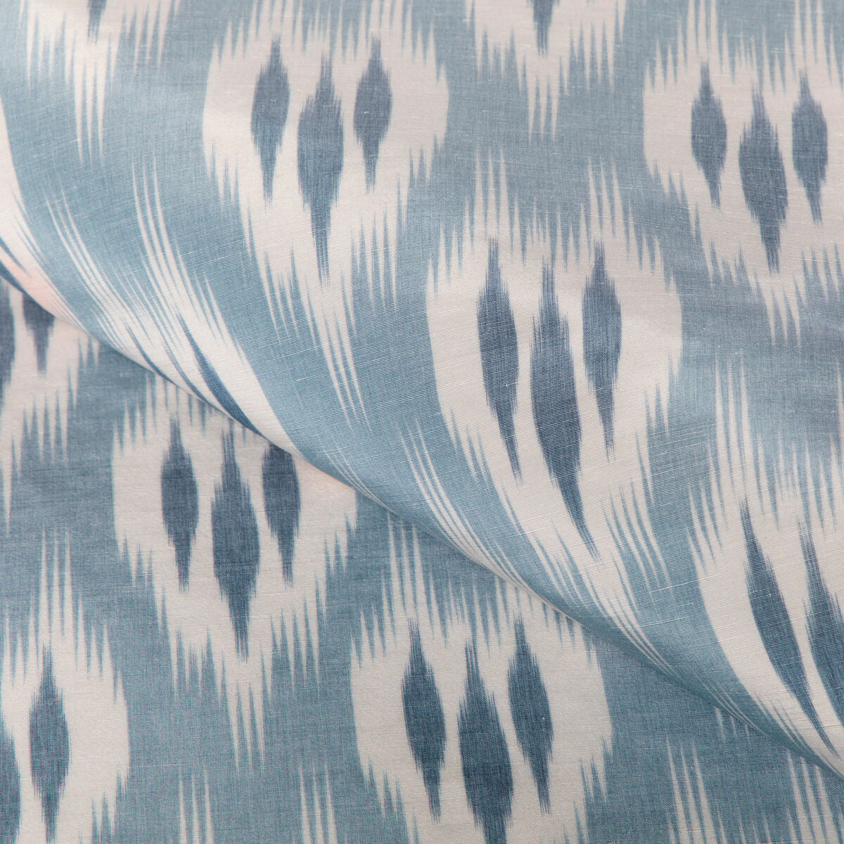Clare Print - Marine - Lee Jofa Fabric