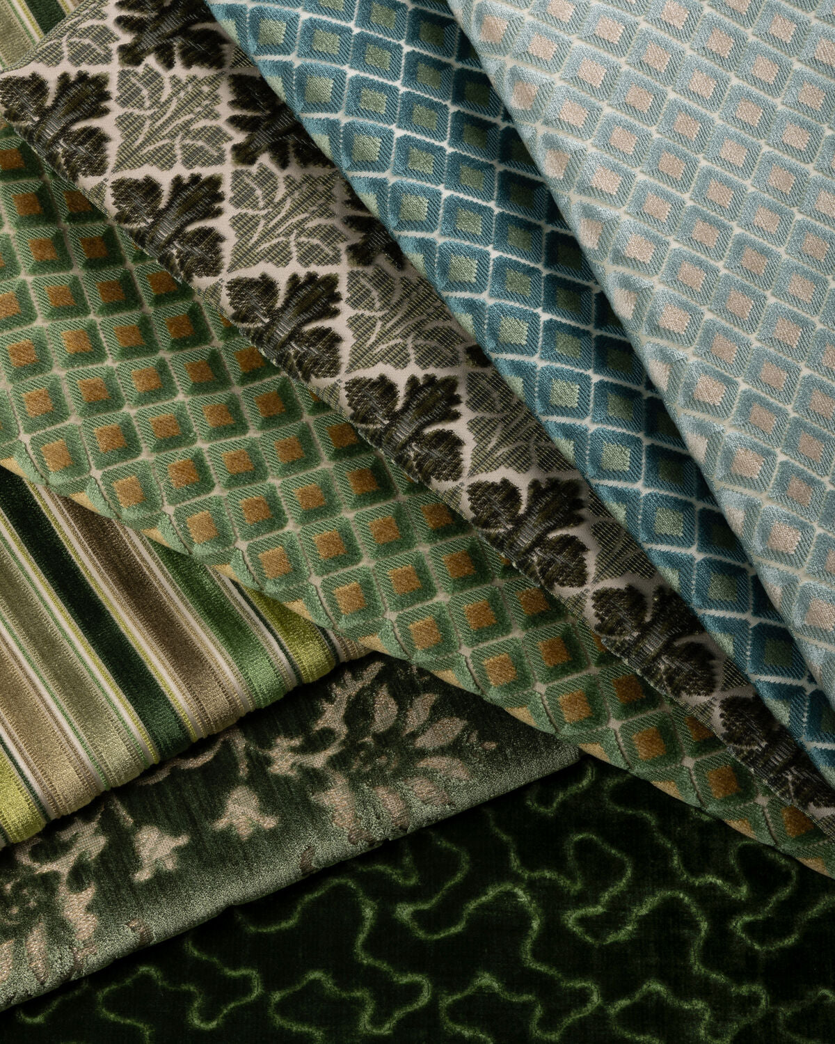 Marlowe Velvet - Leaf - Lee Jofa Fabric