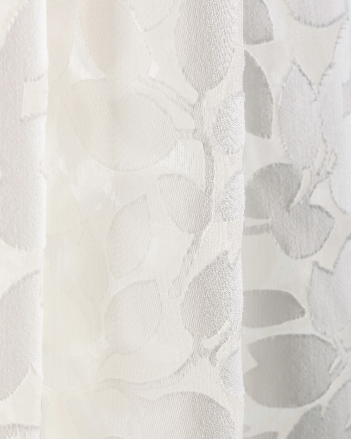 Gracen Sheer - Ivory - Lee Jofa Fabric