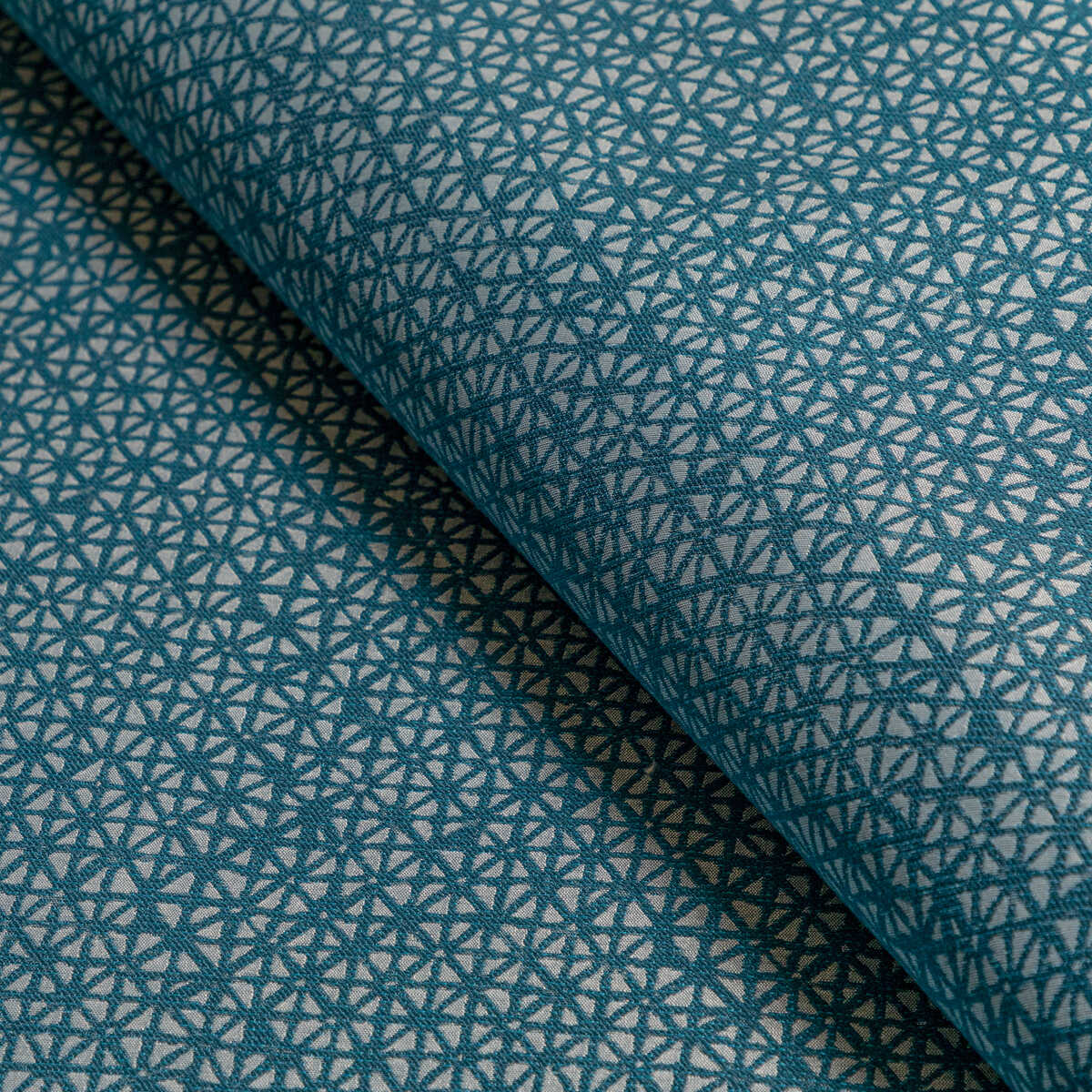 Kinzie - Fountain - KRAVET CONTRACT Tela