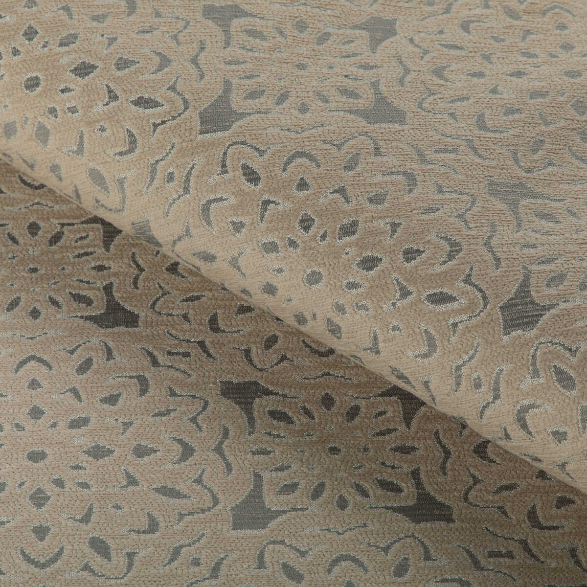 Garden Wall - Birch - KRAVET CONTRACT Fabric