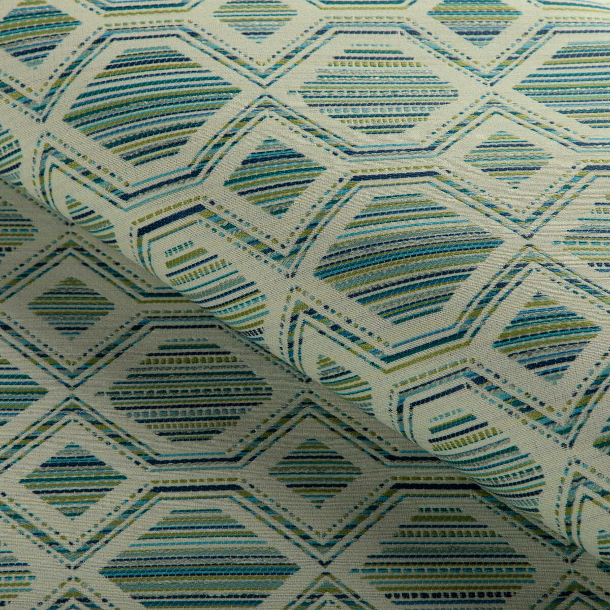 Northport - Paradise - KRAVET CONTRACT Tela