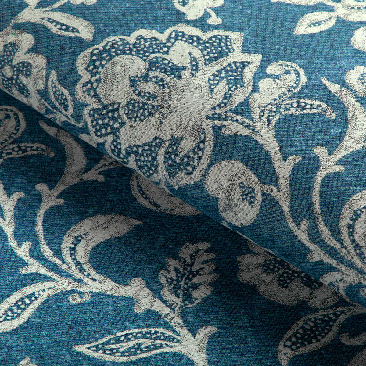 Chesapeake - Batik Blue - KRAVET CONTRACT Tela