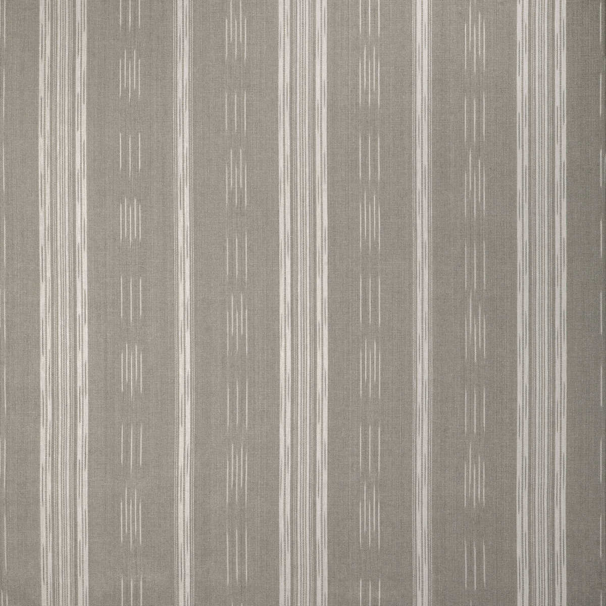 Puri Stripe - Driftwood - KRAVET COUTURE Tela