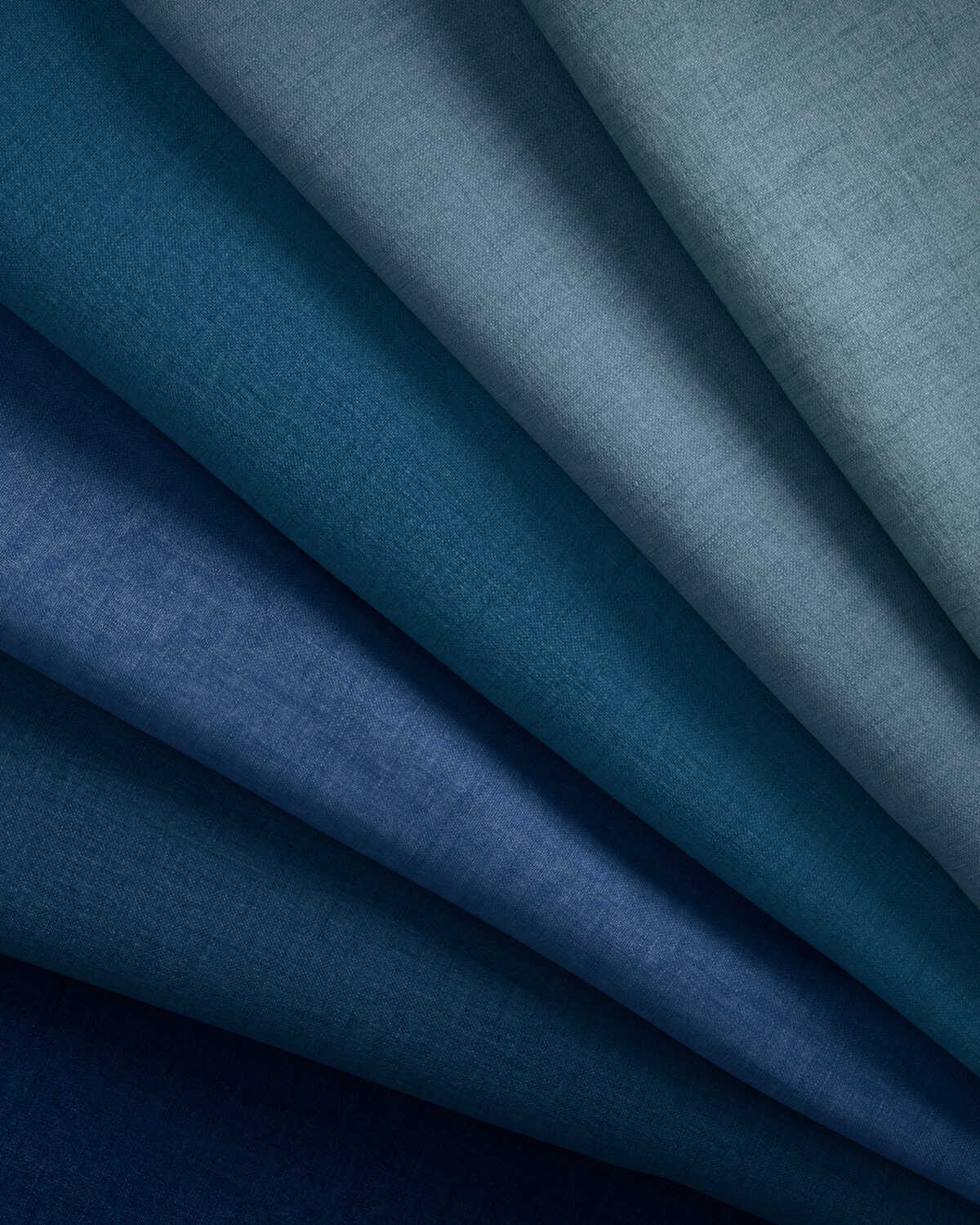 Jesse - Navy - KRAVET SMART Fabric