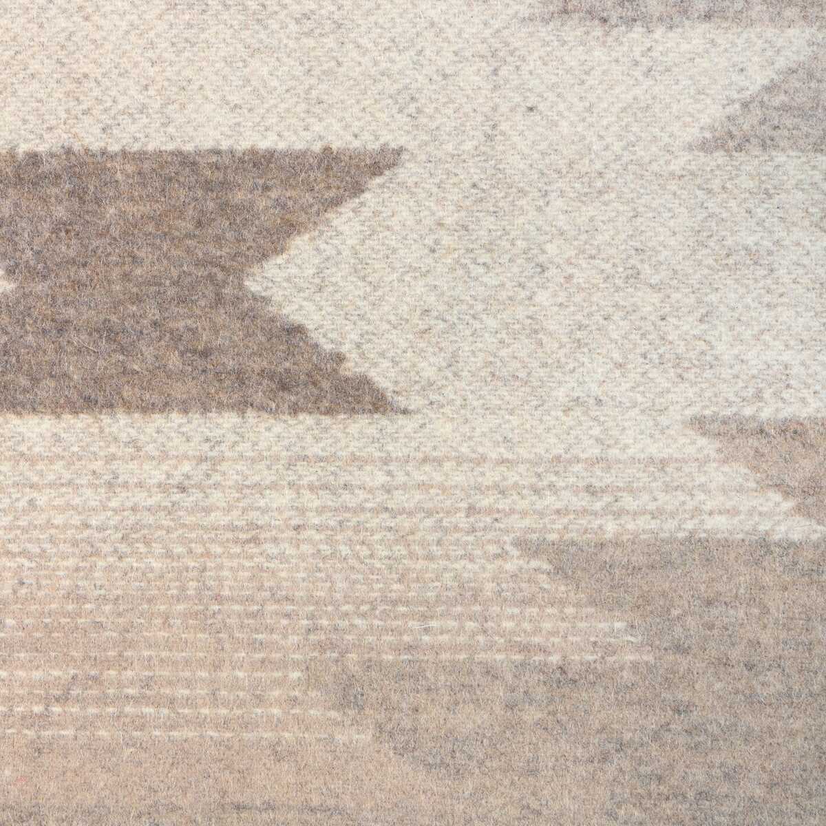 Desert Diamonds - Sand - KRAVET COUTURE Tela