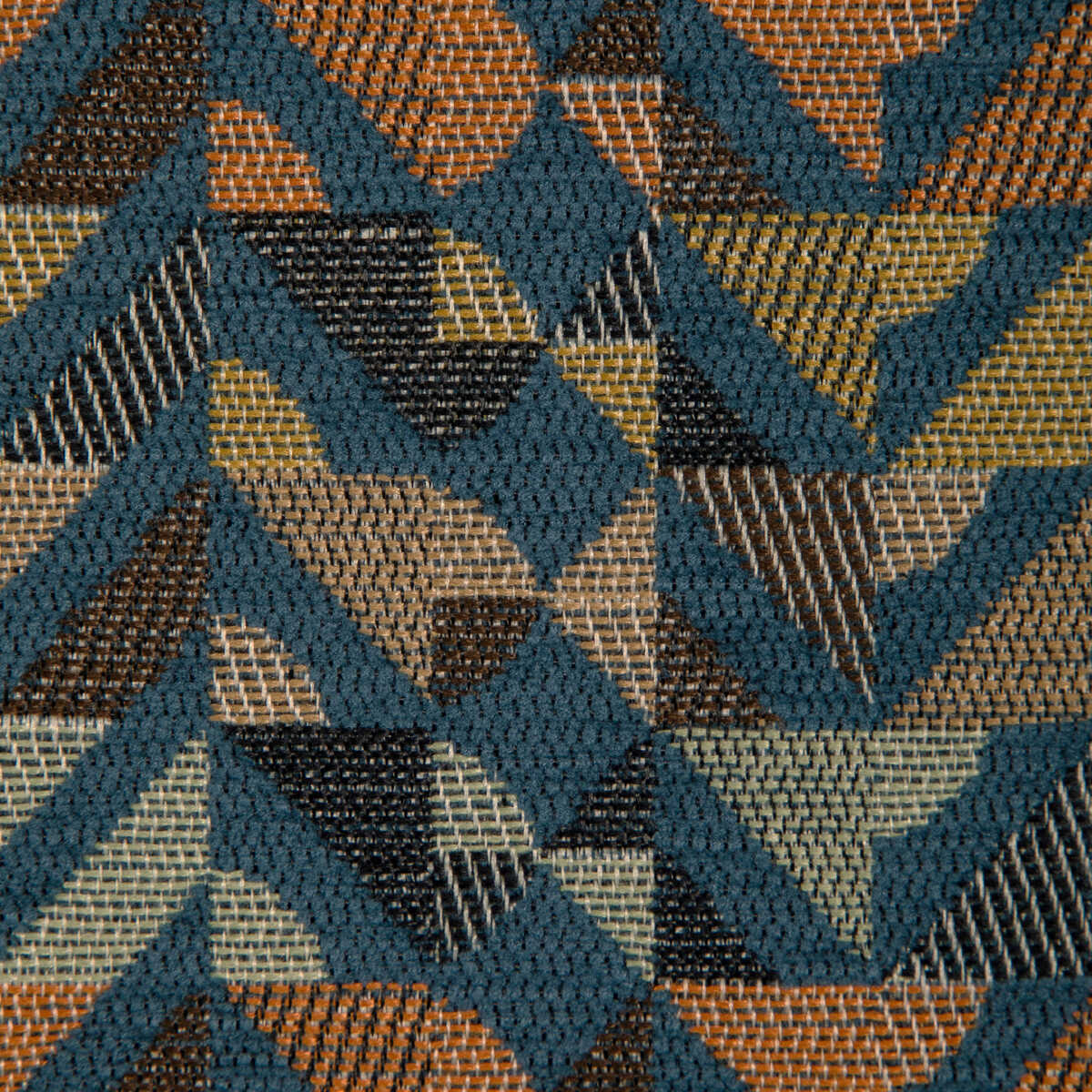 Bisbee - Amazon - KRAVET CONTRACT Tela