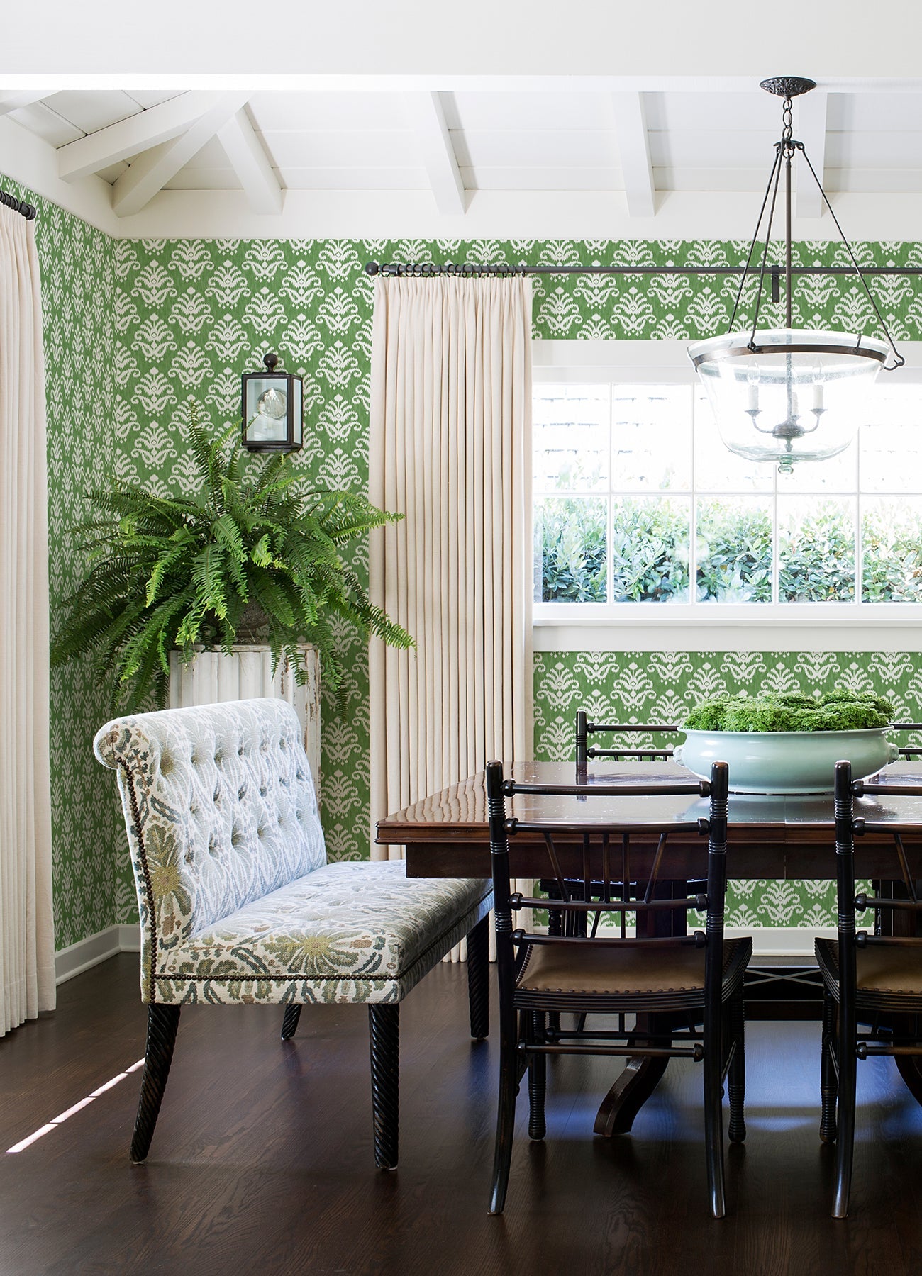 keaton-medallion-wallpaper-green-york-wallcoverings-4081-26331