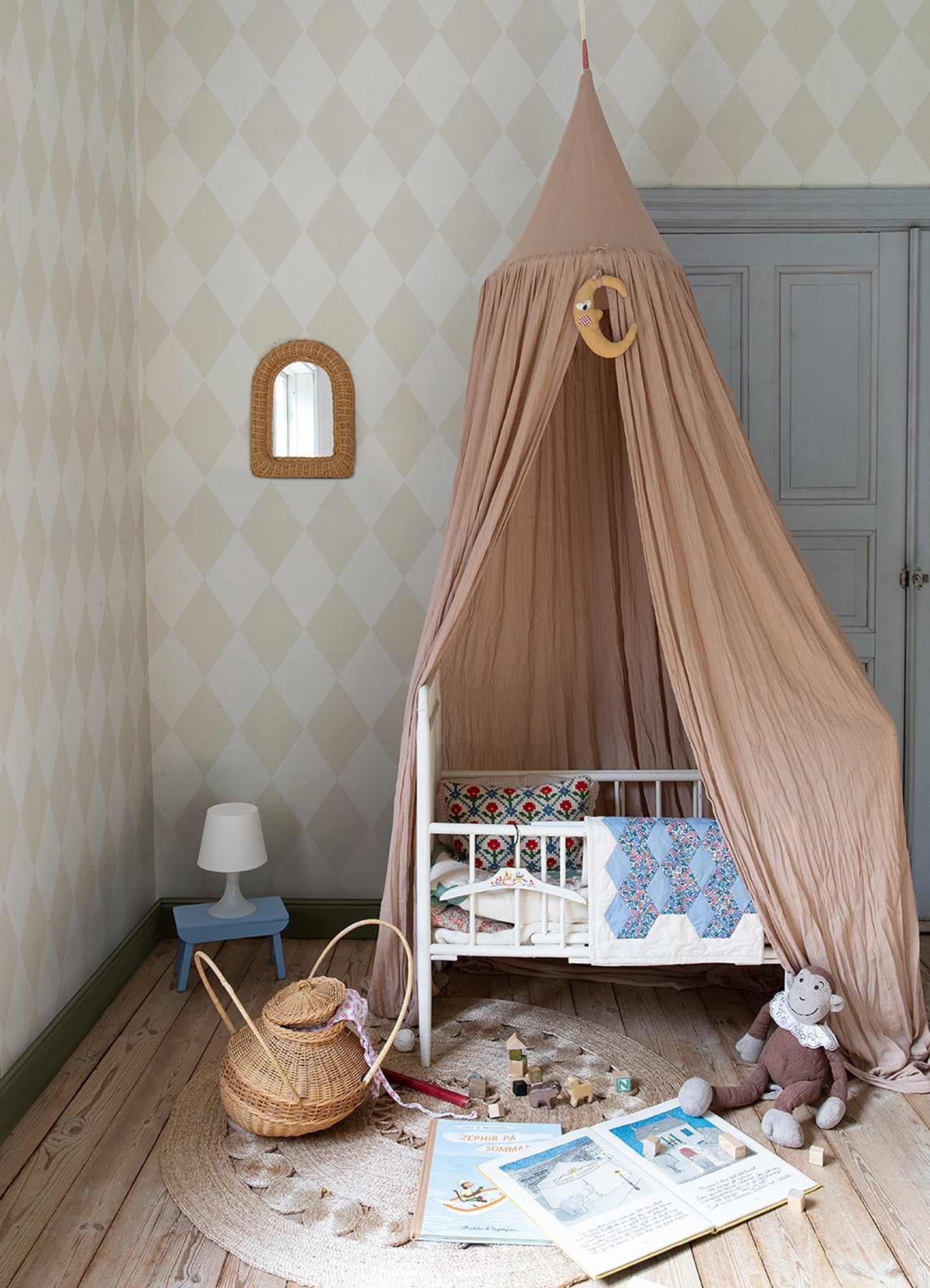 kalas-mustard-diamond-wallpaper-light-grey-york-wallcoverings-4111-63031