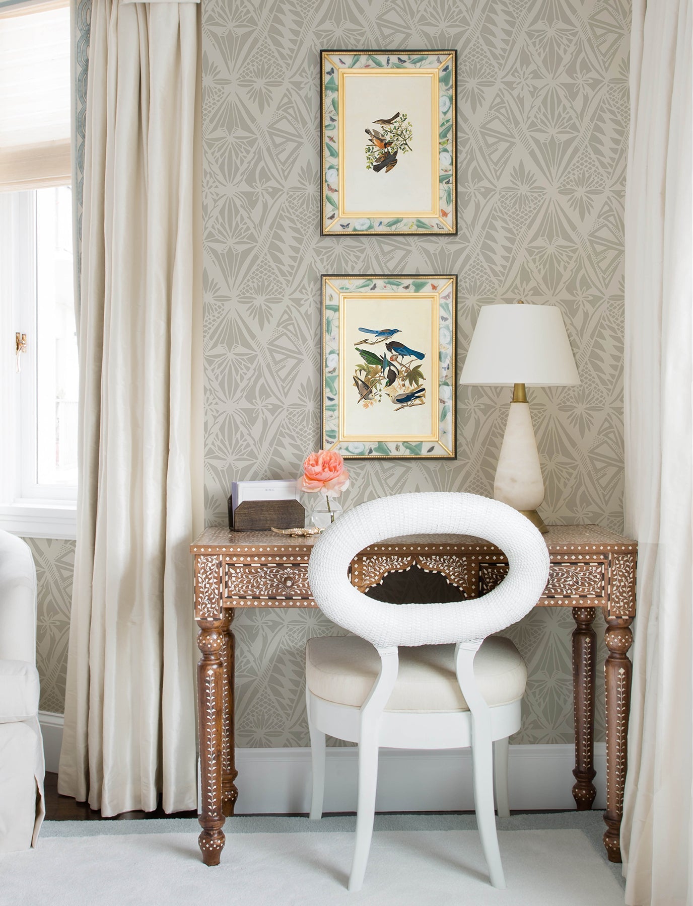 urbane-diamonds-wallpaper-light-grey-york-wallcoverings-4146-27212