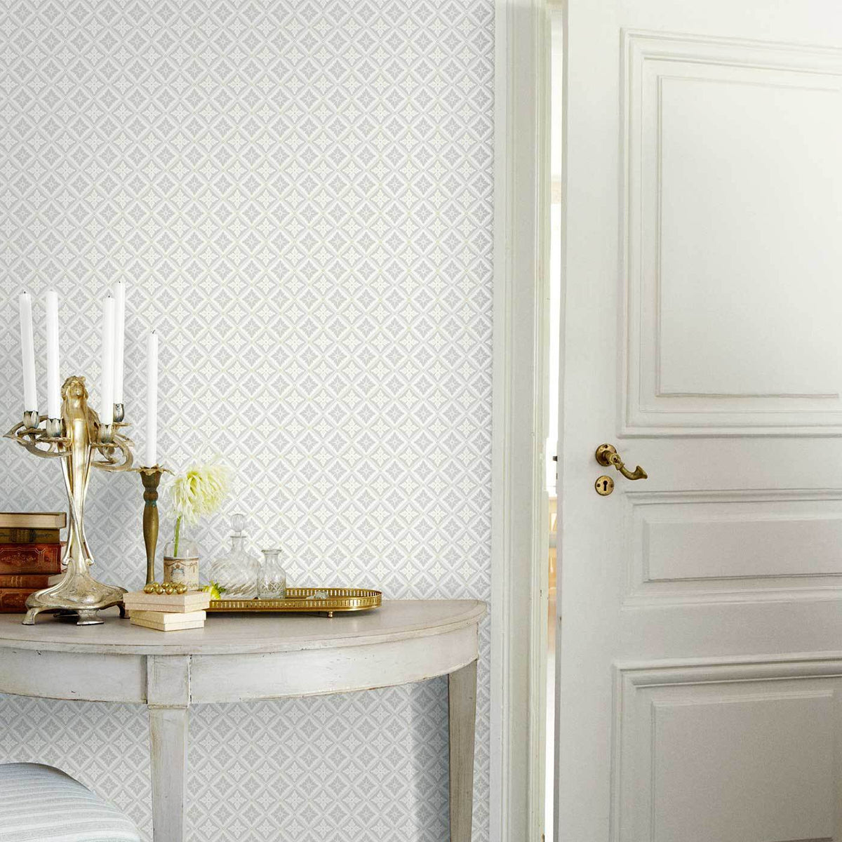 LOKA-GREY-AND-GOLD-SCHUMACHER-4528