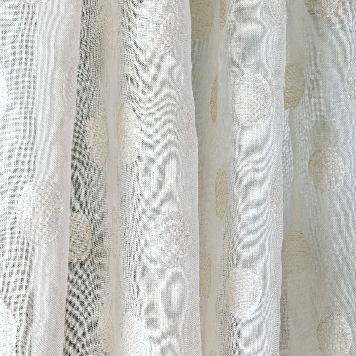 Lookout Point - Ivory - KRAVET DESIGN Fabric