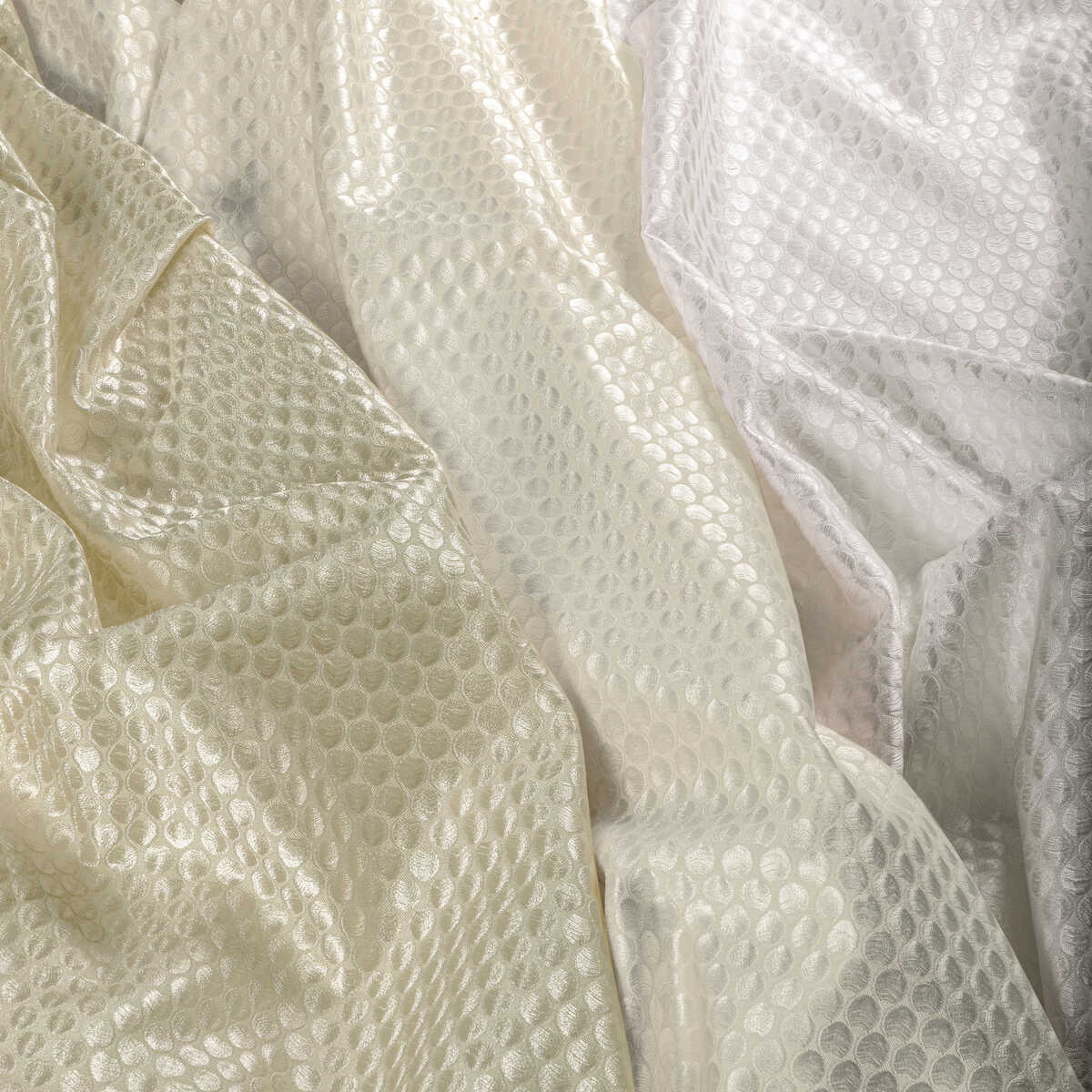 Perfect Catch - Cream - KRAVET COUTURE Fabric