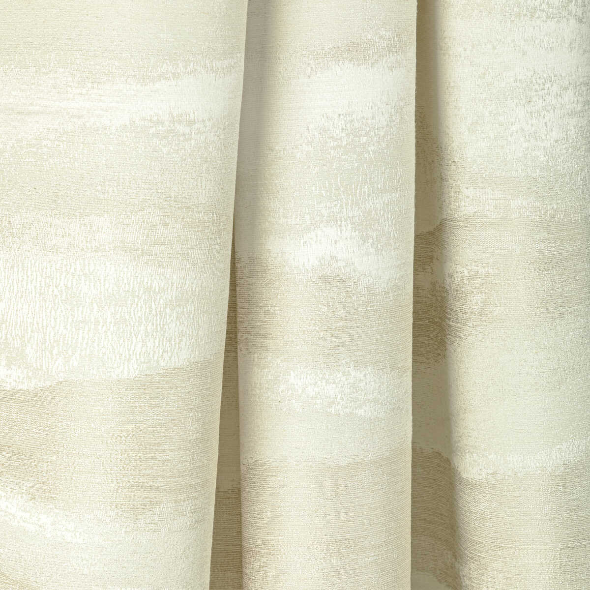 Silk Waves - Pearl - KRAVET COUTURE Fabric