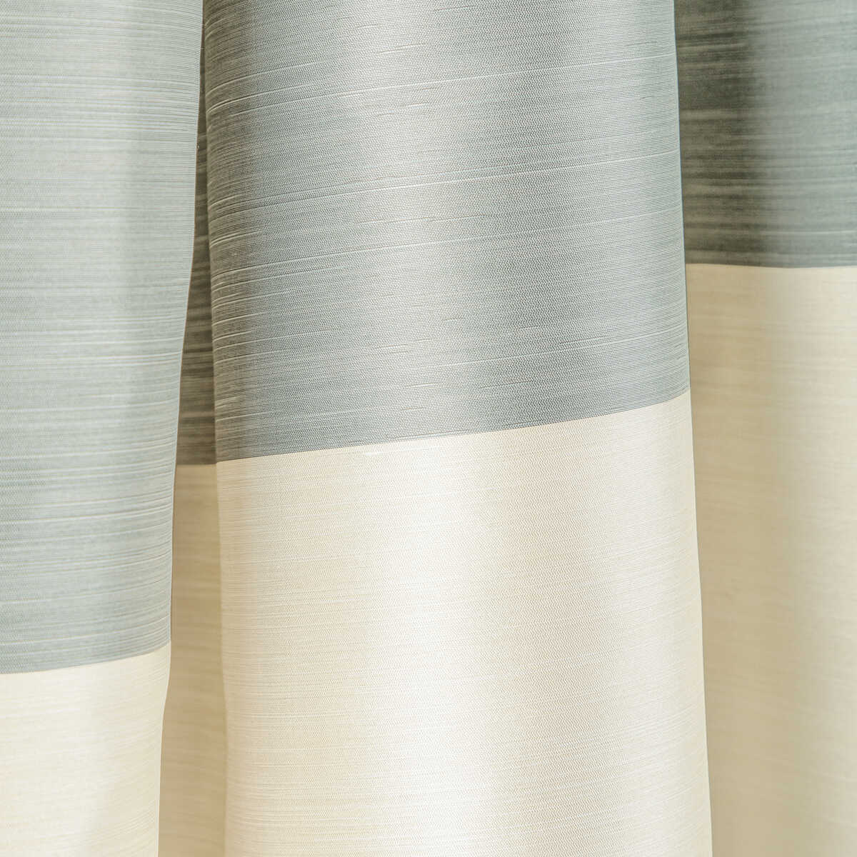 Line Drawn - Charcoal - KRAVET COUTURE Fabric