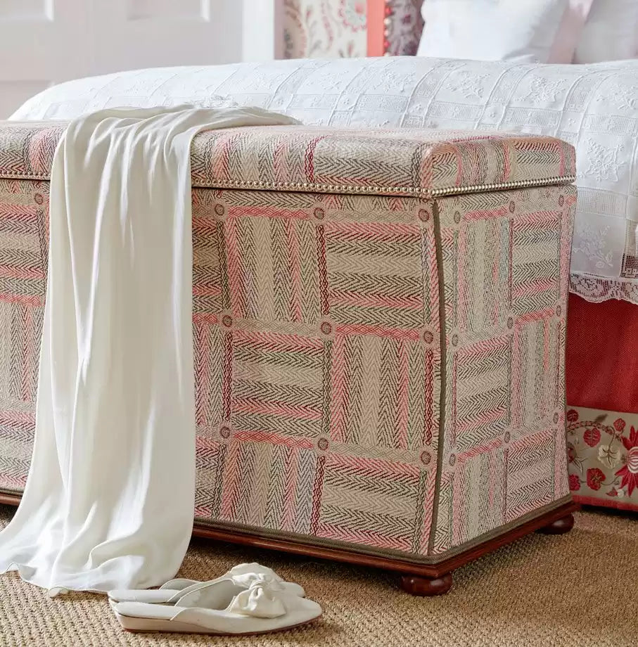 Rivoli Jossigny Red/Coral/Grey - Nina Campbell - NCF4323-01 Fabric
