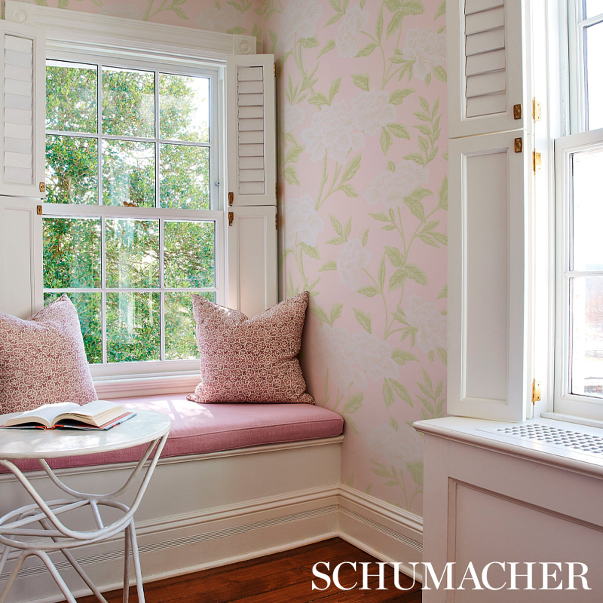 WHITNEY-FLORAL-BLUSH-SCHUMACHER-5004386