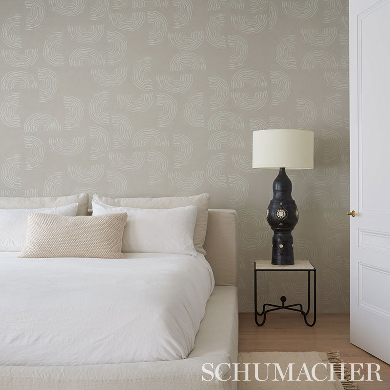 QUANSOO-IVORY-ON-NEUTRAL-SCHUMACHER-5012401