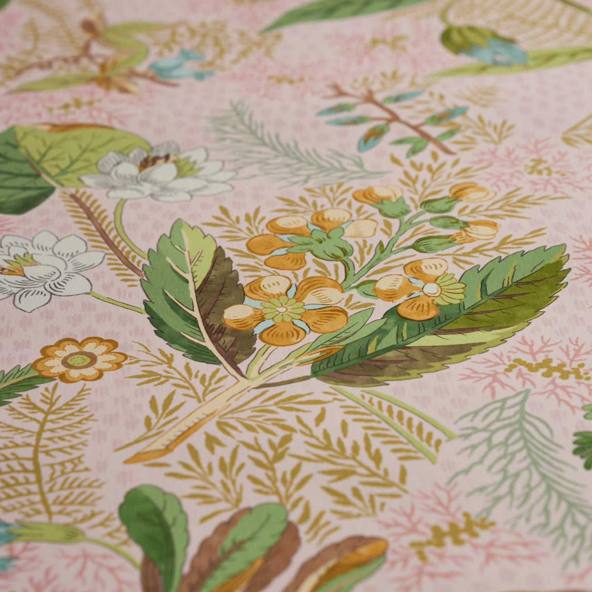 Blackwell Blush wallpaper by Schumacher, 5013220 — view 4 - Schumacher Wallpaper