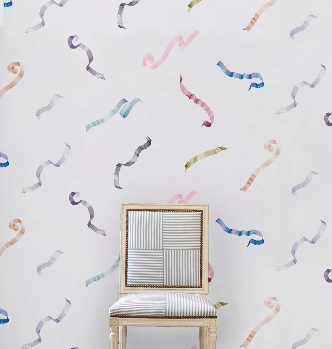 Beth Multi On Ivory wallpaper by Schumacher, 5014500 — view 4 - Schumacher Wallpaper