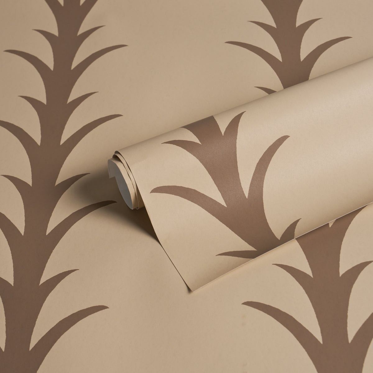 ACANTHUS-STRIPE-BROWN-ON-BEIGE-SCHUMACHER-5014774
